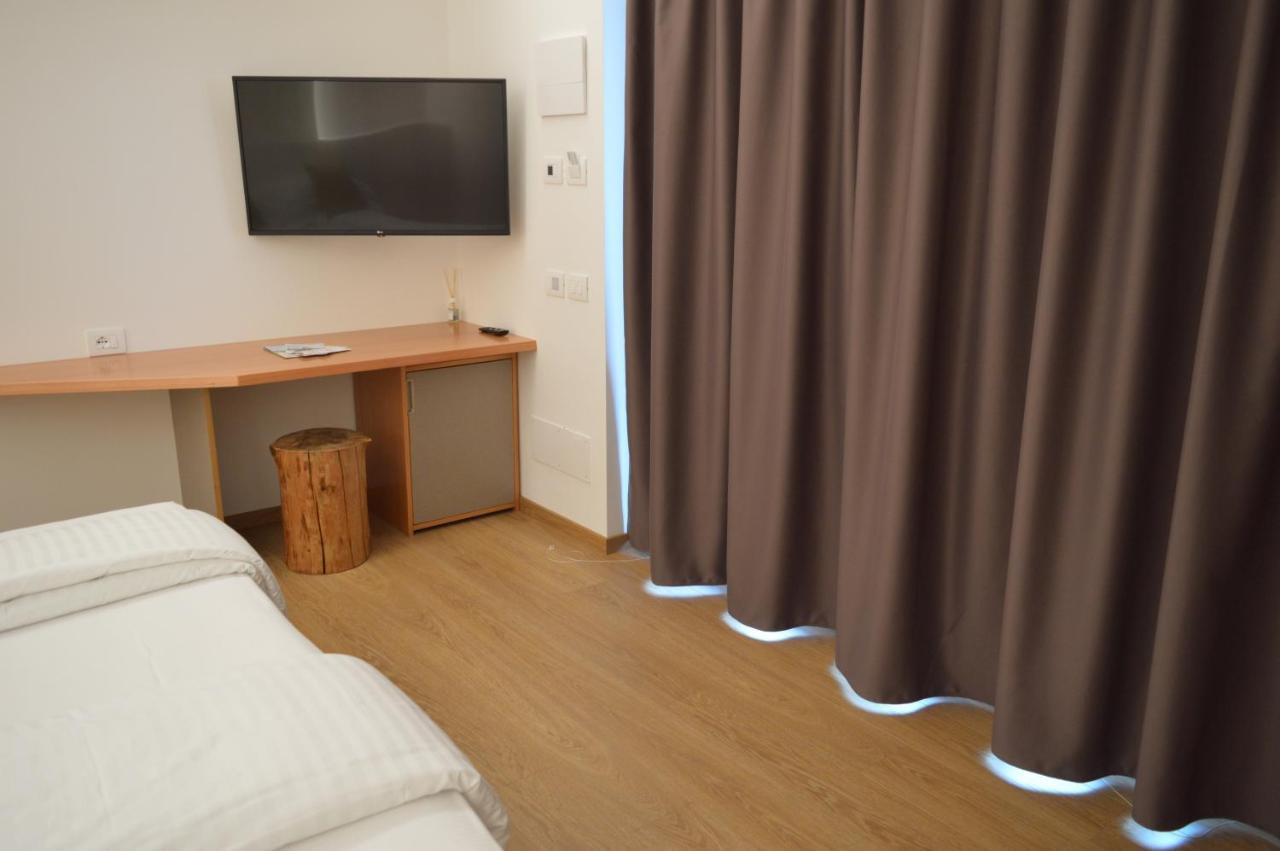 Agriturismo Terre Di Ginepro Borghetto di Vara Buitenkant foto