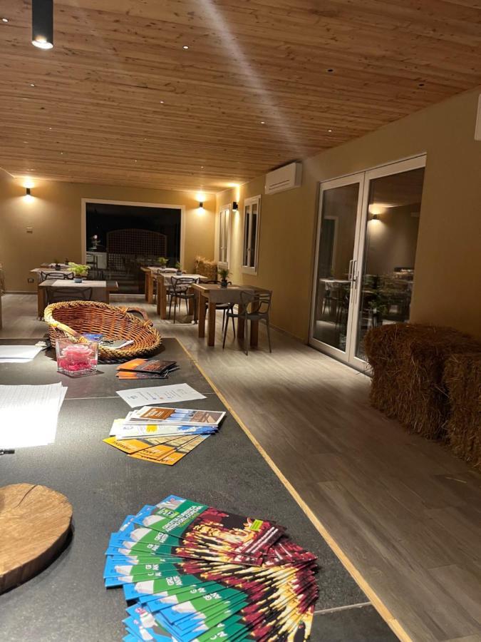 Agriturismo Terre Di Ginepro Borghetto di Vara Buitenkant foto